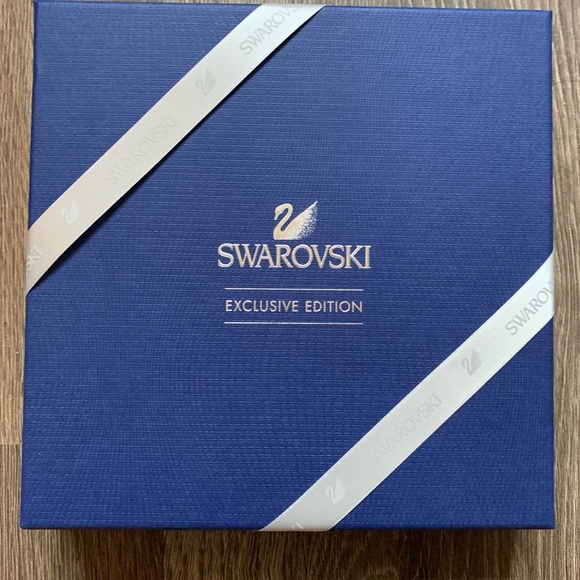 NEW Swarovski “Diapason” Necklace Earring SET - Picture 6 of 8